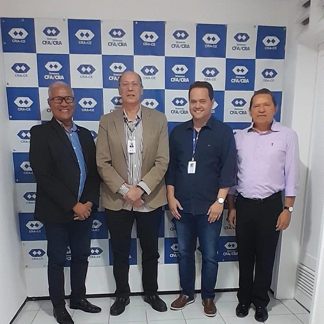 Adm. Lamarck Guimarães é apresentado ao 'Coisa de Cinema' na sede do CRA-CE